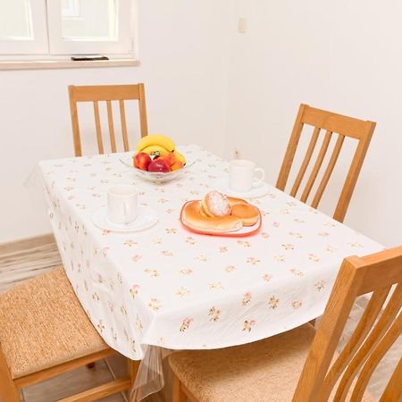Apartman More&Maslina ドラスニセ エクステリア 写真