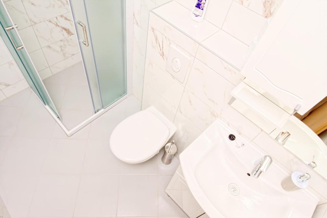 Apartman More&Maslina ドラスニセ エクステリア 写真