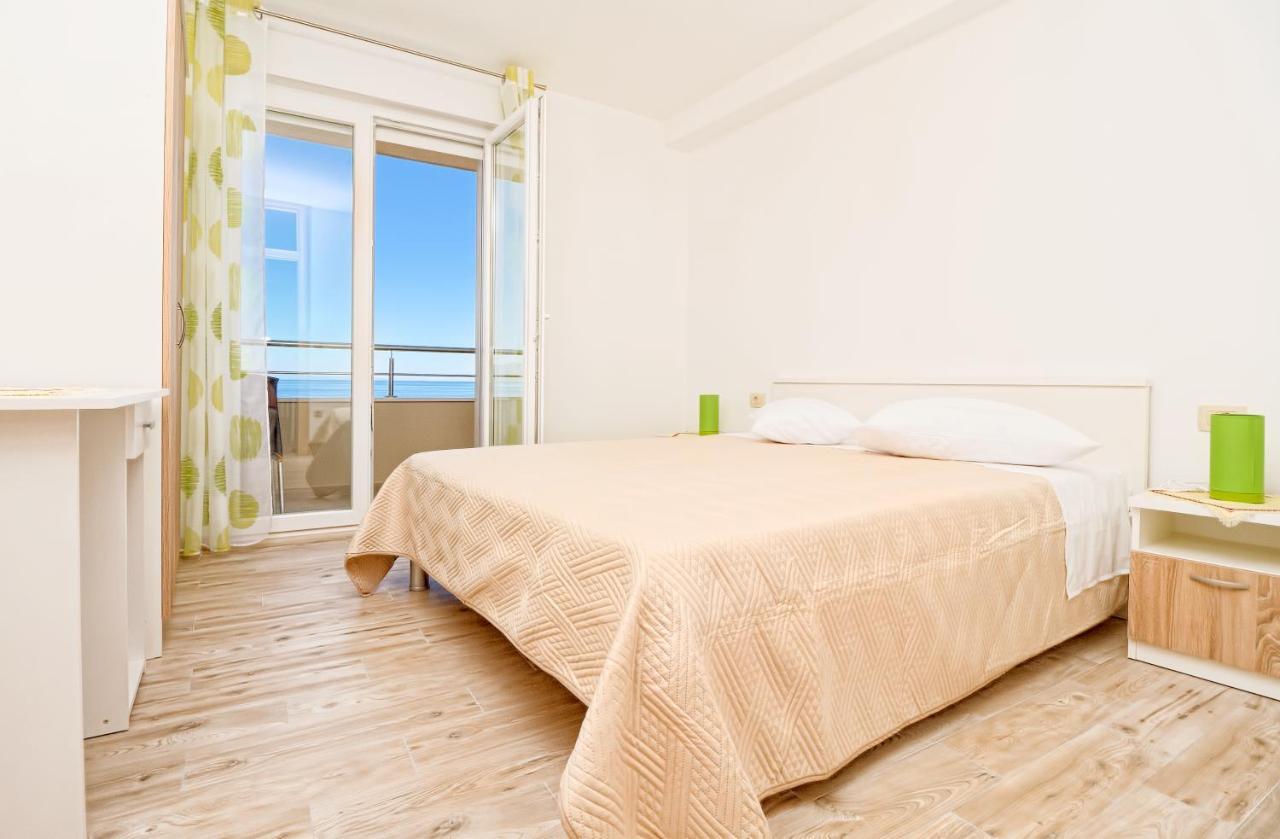 Apartman More&Maslina ドラスニセ エクステリア 写真