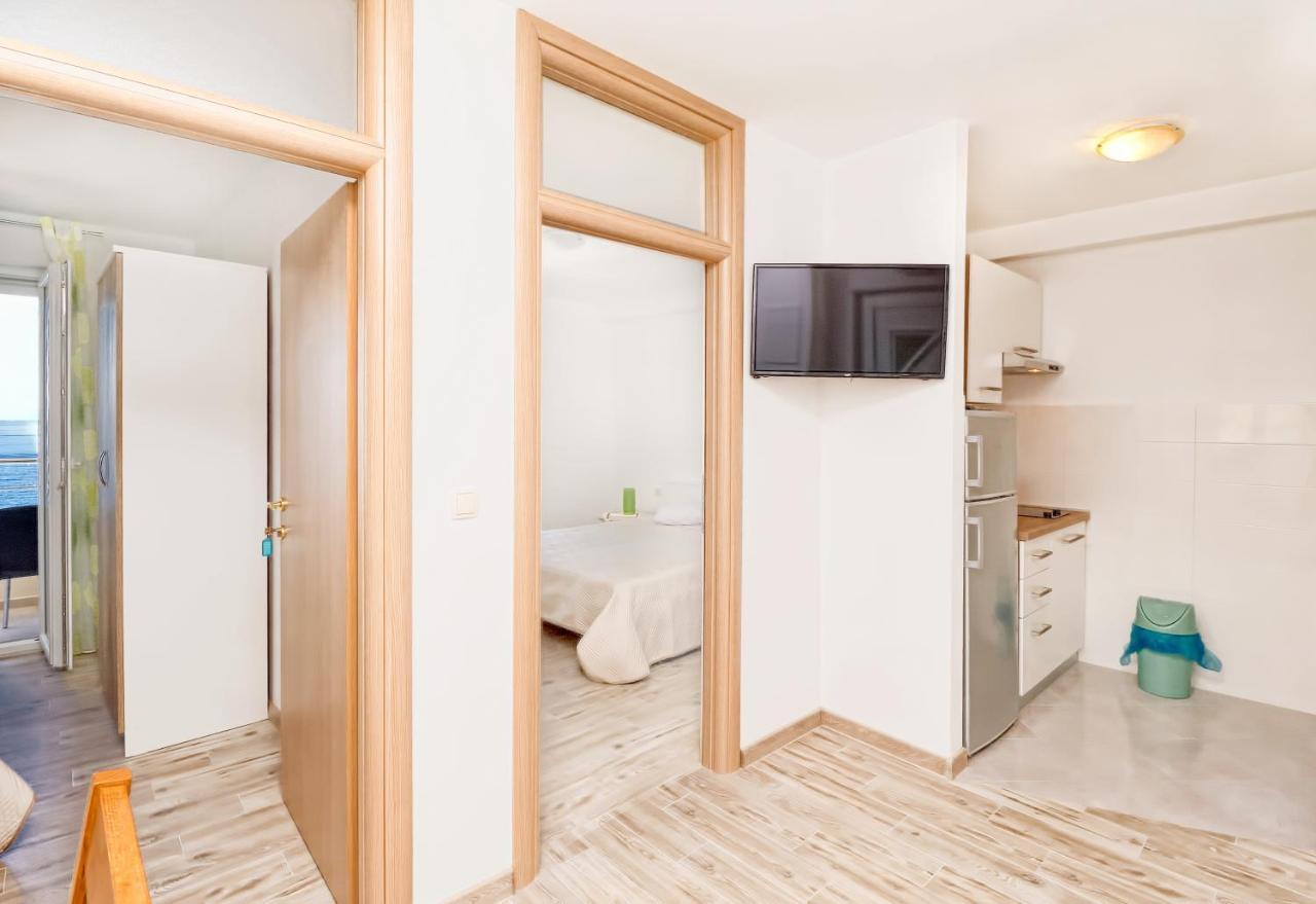 Apartman More&Maslina ドラスニセ エクステリア 写真